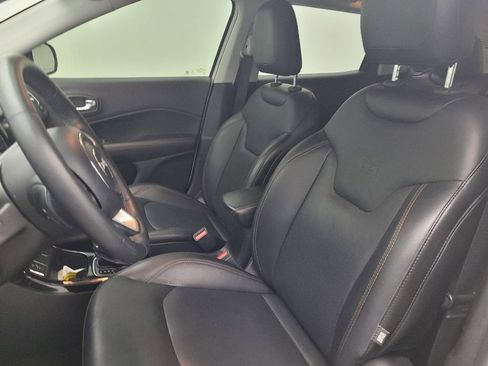 Used 2018 Jeep Compass Limited w/ Navigation Group image 17