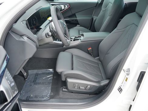 New 2026 BMW X3 xDrive30 w/ Premium Package image 10