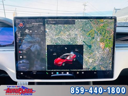 Used 2021 Tesla Model S Plaid image 25