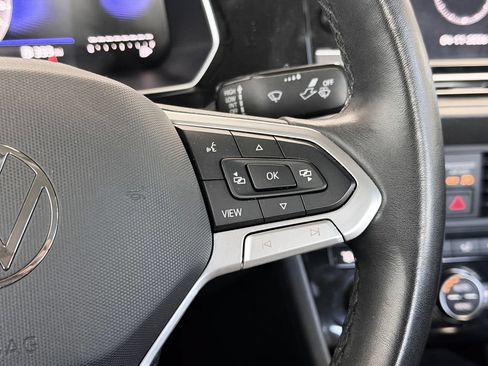 Used 2024 Volkswagen Jetta SE FWD image 15