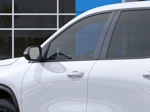 New 2026 Chevrolet Traverse RS w/ LPO, Floor Liner Package image 12