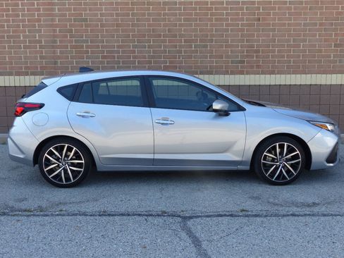 Used 2024 Subaru Impreza 2.0i Sport AWD/4WD image 11