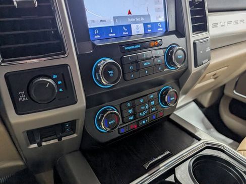 Used 2021 Ford F350 Lariat w/ Lariat Ultimate Package image 26