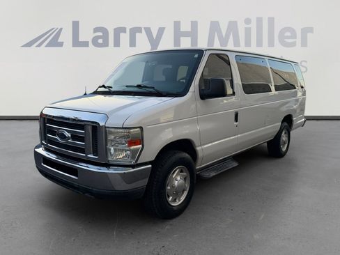 Used 2010 Ford E-350 and Econoline 350 XLT RWD image 1