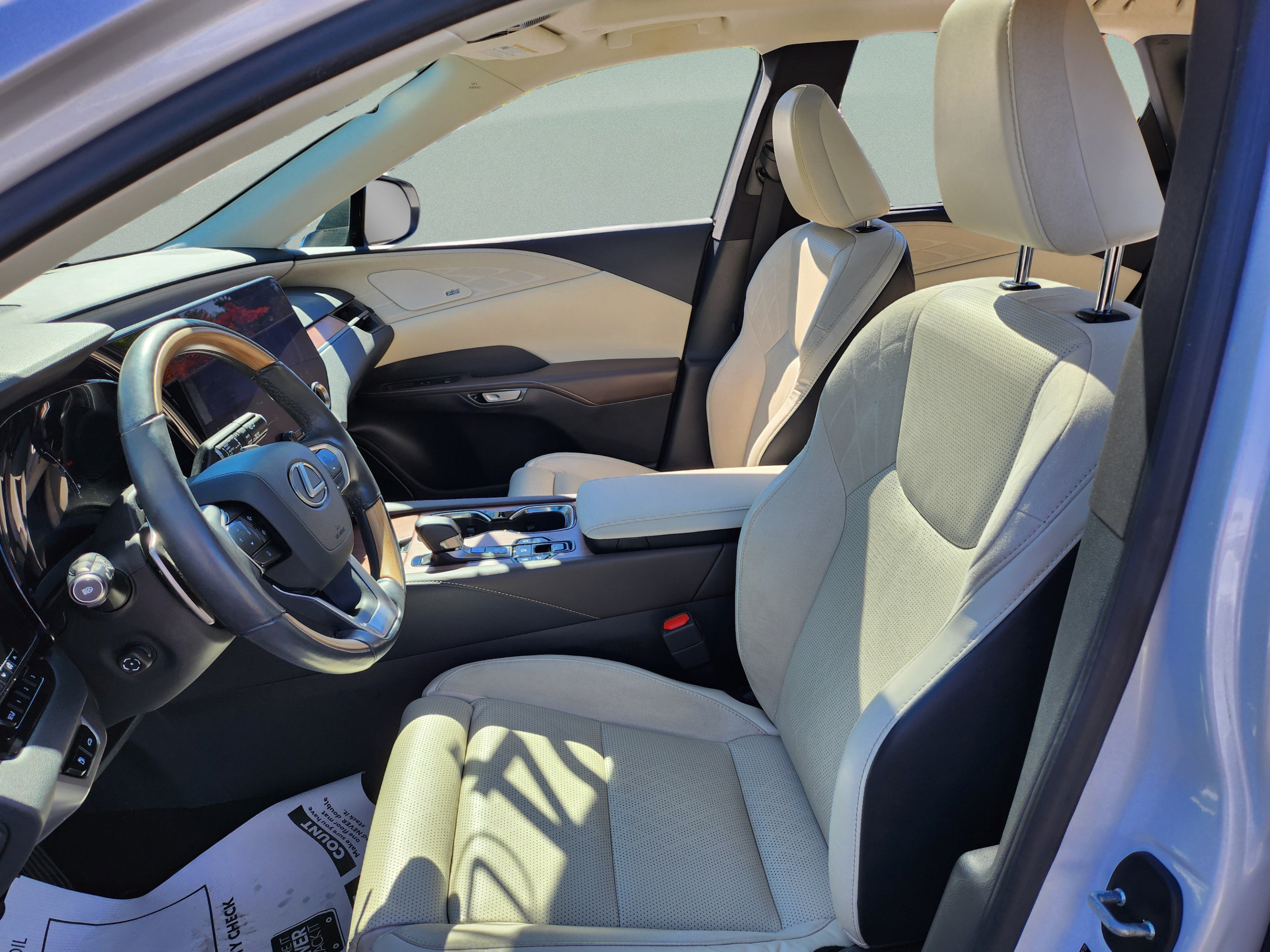 Used 2024 Lexus RX 350 AWD w/ Convenience Package image 13