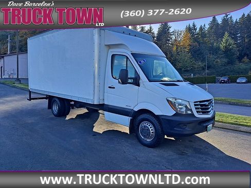 Used 2016 Freightliner Sprinter 3500 image 1