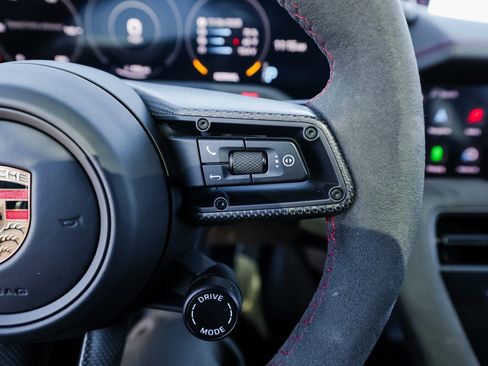 Certified 2023 Porsche Taycan GTS image 16