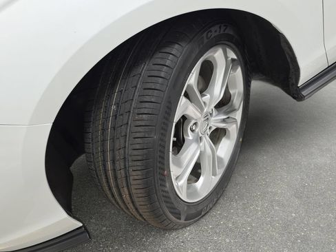 Used 2023 Honda Accord LX image 29