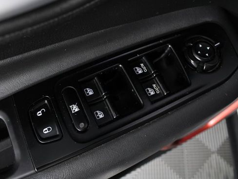 Used 2023 Jeep Renegade Trailhawk image 14