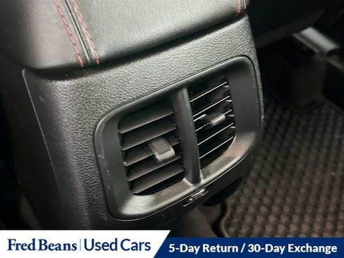 Used 2022 Jeep Cherokee Trailhawk w/ Premium Leather Package AWD/4WD image 31