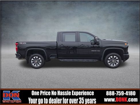 Used 2024 Chevrolet Silverado 2500 Custom w/ Custom Convenience Package image 9
