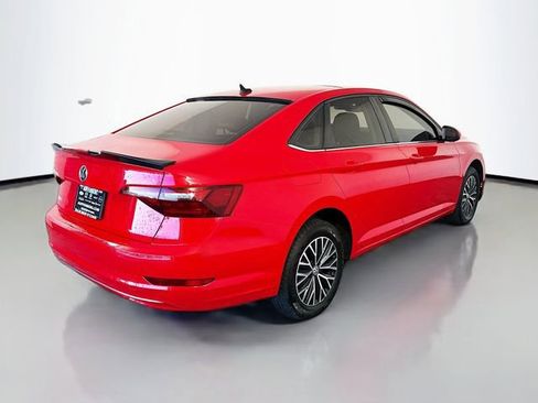 Used 2021 Volkswagen Jetta SE w/ SE Cold Weather Package FWD image 7