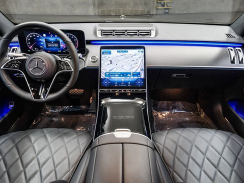 Used 2025 Mercedes-Benz S 580 4MATIC Sedan image 13