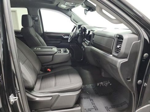 Used 2022 Chevrolet Silverado 1500 LT image 15