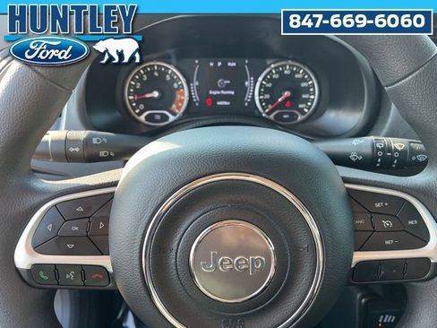 Used 2021 Jeep Renegade Sport image 24