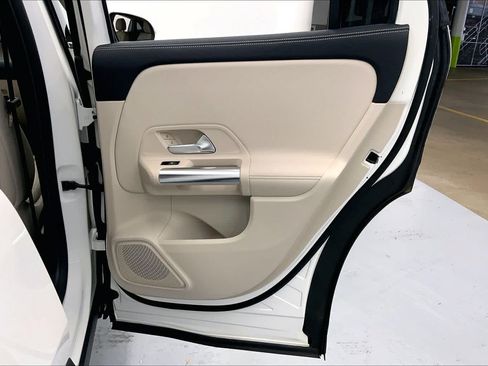 Certified 2022 Mercedes-Benz GLA 250 image 12