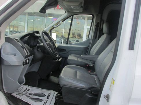 Used 2018 Ford Transit 250 148 Medium Roof RWD image 10