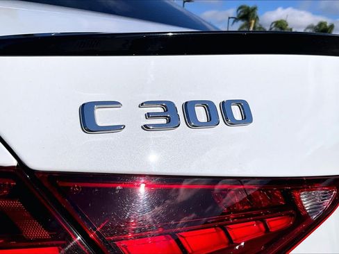 Used 2022 Mercedes-Benz C 300 Sedan image 29