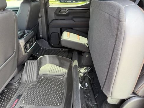 Used 2025 GMC Sierra 1500 AT4 w/ AT4 Premium Package AWD/4WD image 21
