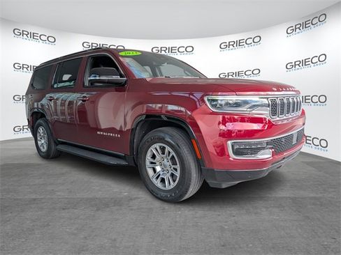 Used 2023 Jeep Wagoneer 4WD image 1