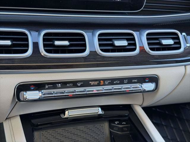 Used 2021 Mercedes-Benz GLS 450 4MATIC image 27