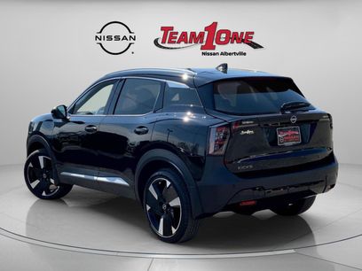 New 2025 Nissan Kicks SR