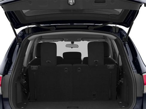 Used 2014 Nissan Pathfinder SL w/ Cargo Package FWD image 15