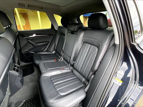 Used 2018 Audi Q5 2.0T Premium Plus w/ Premium Plus Package AWD/4WD image 21
