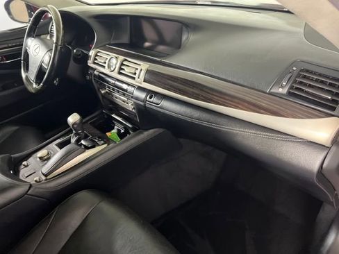 Used 2013 Lexus LS 460 image 29