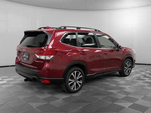 Used 2023 Subaru Forester Limited image 5