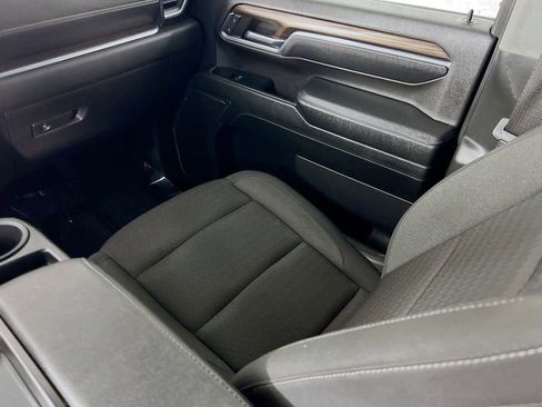 Used 2024 Chevrolet Silverado 2500 LT image 23