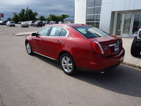Used 2009 Lincoln MKS FWD image 3