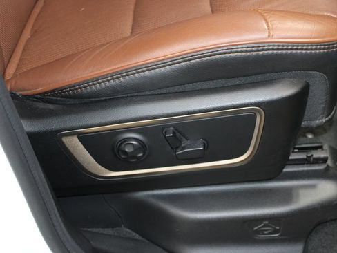 Used 2020 RAM 1500 Limited AWD/4WD image 30