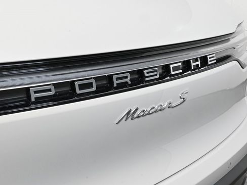 New 2026 Porsche Macan S image 39