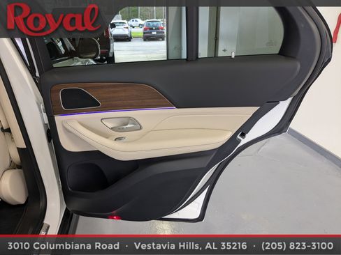 Used 2025 Mercedes-Benz GLE 350 4MATIC image 9