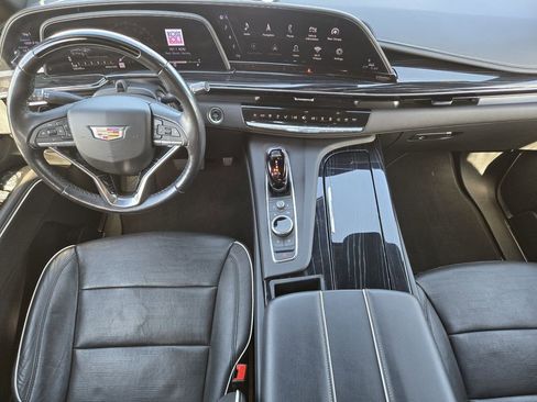 Certified 2024 Cadillac Escalade Sport AWD/4WD image 16
