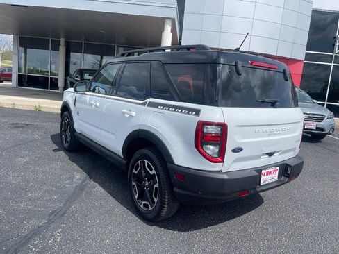 Used 2024 Ford Bronco Sport Outer Banks w/ Tech Package AWD/4WD image 4