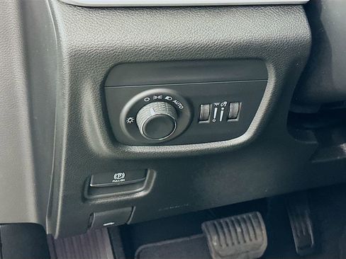New 2026 Jeep Grand Cherokee L 4WD image 15