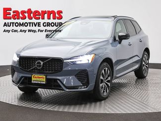Used 2023 Volvo XC60 B5 Plus AWD/4WD video 1