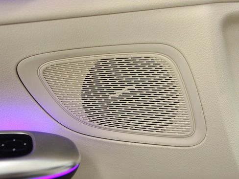 Certified 2023 Mercedes-Benz C 300 4MATIC Sedan image 24