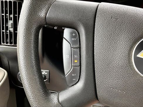 Used 2024 Chevrolet Express 2500 w/ Driver Convenience Package RWD image 21