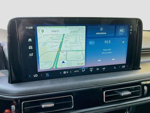 Used 2025 Lincoln Aviator Reserve w/ Equipment Group 201A AWD/4WD image 15