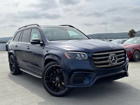 New 2026 Mercedes-Benz GLS 580 4MATIC image 2