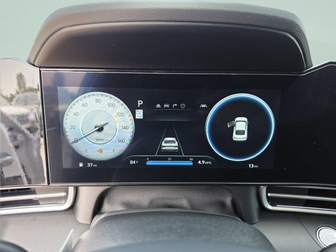 New 2026 Hyundai Elantra Limited FWD image 35