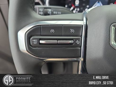 Used 2024 GMC Canyon Elevation w/ Convenience Package AWD/4WD image 30