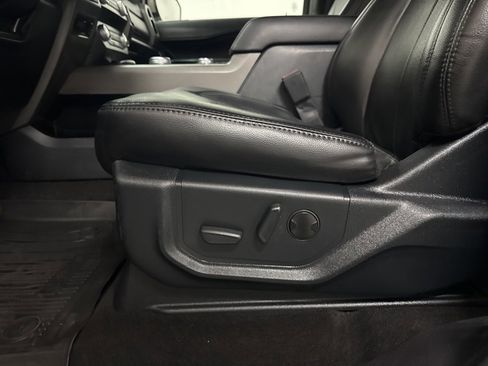 Used 2020 Ford Expedition XLT w/ FX4 Off-Road Package image 38