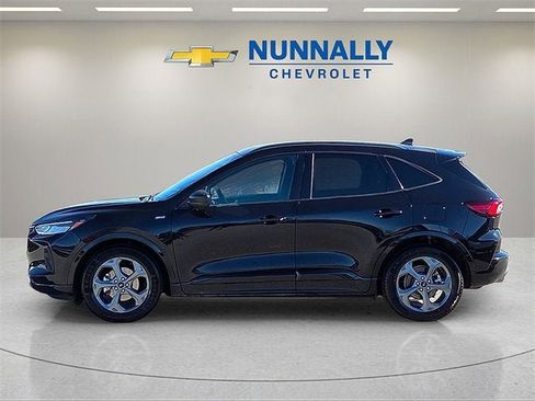 Used 2023 Ford Escape ST-Line image 2