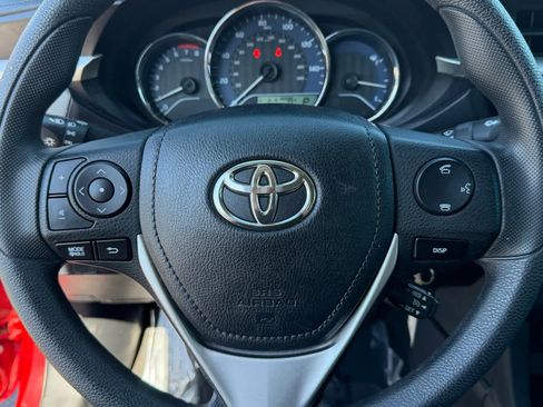 Used 2016 Toyota Corolla LE image 29