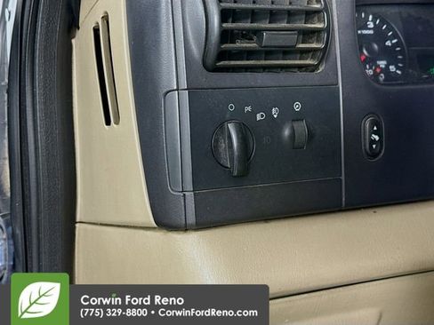 Used 2005 Ford F350 XLT image 10
