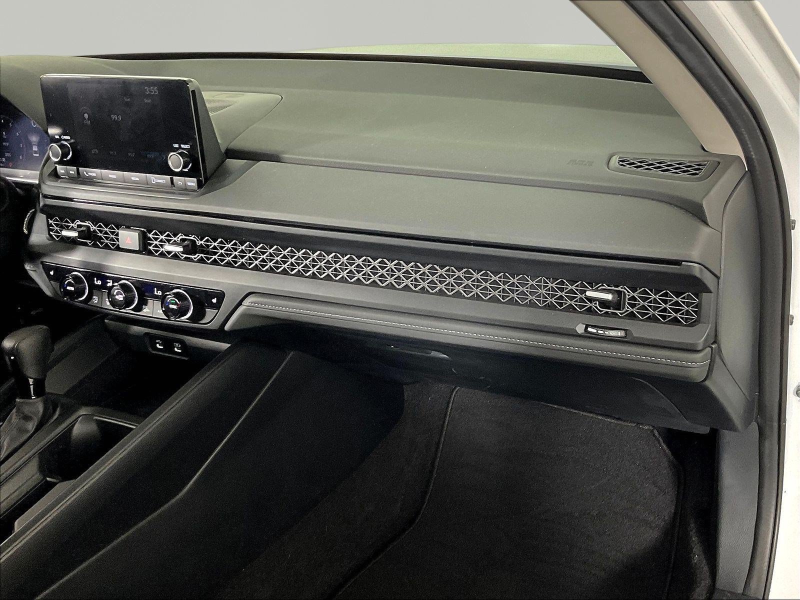 Used 2023 Honda Accord EX image 26